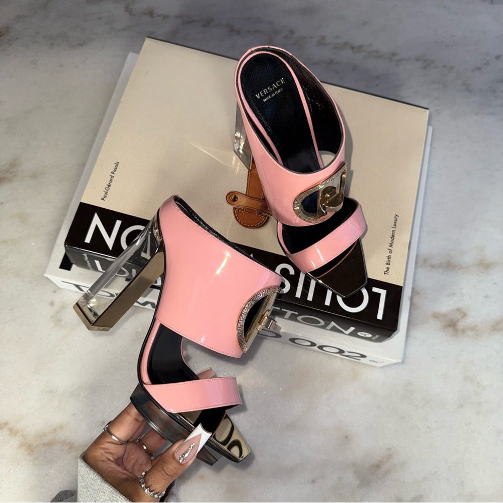 New Versace Pink Patent Leather & Plexiglass Mules Womens 36